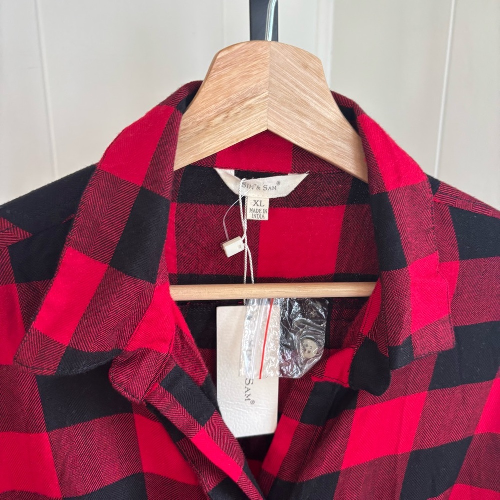 Sim & Sam NWT Red Buffalo Plaid Tie Front Hidden Placket Roll Tab Shirt Women XL